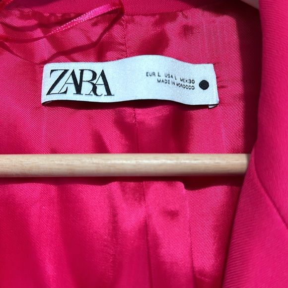Zara women’s blazer - hot pink - Picture 3 of 6
